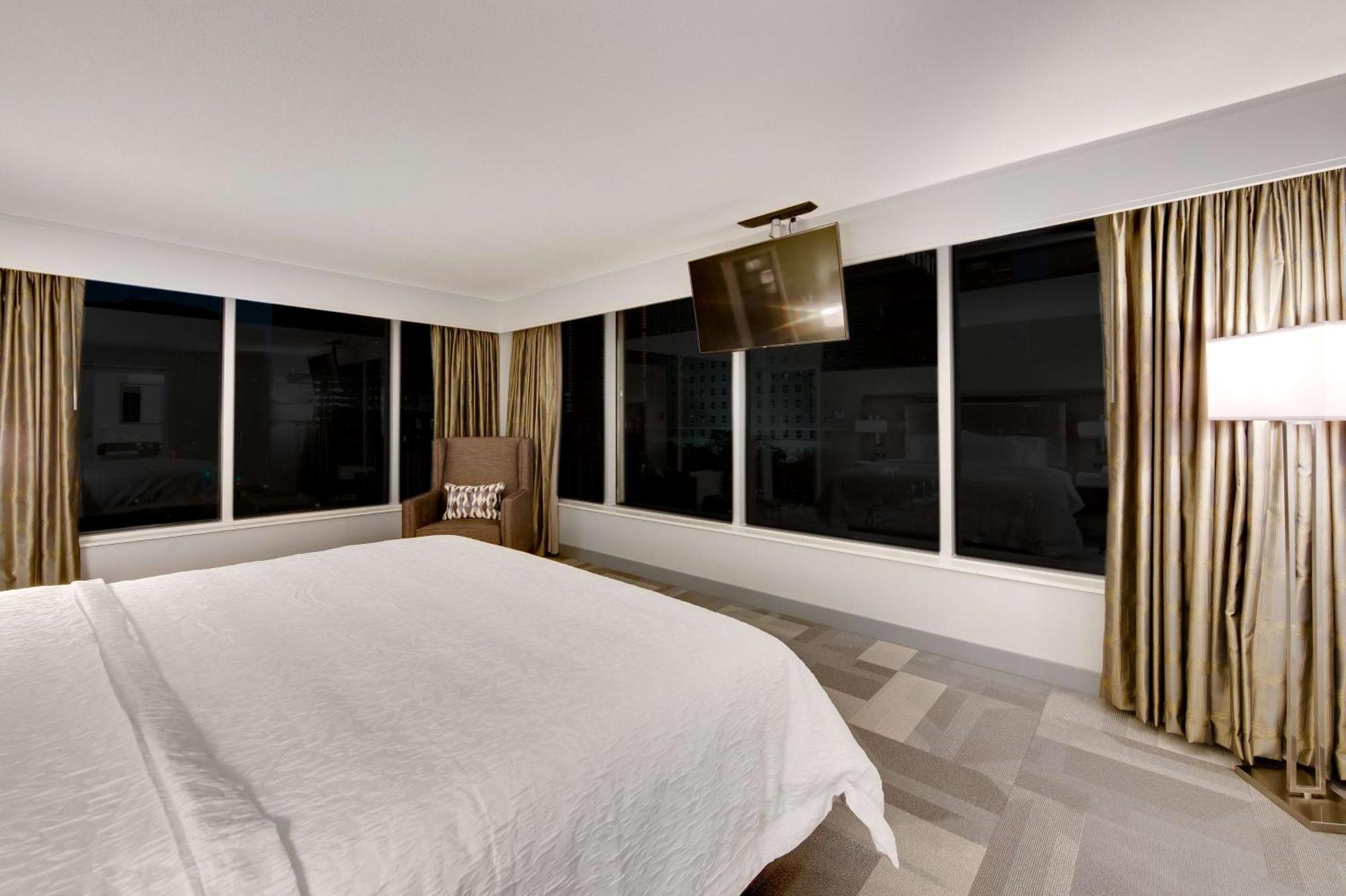 Hampton Inn & Suites Fort Worth Downtown Esterno foto